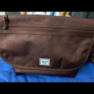Herschel messenger bag
